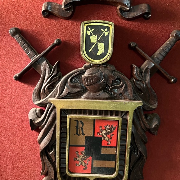 Vintage Halbert’s Coat Of Arms Royal Crest Shield Sword Wall Decor RICHBELL 70s - Picture 2 of 15